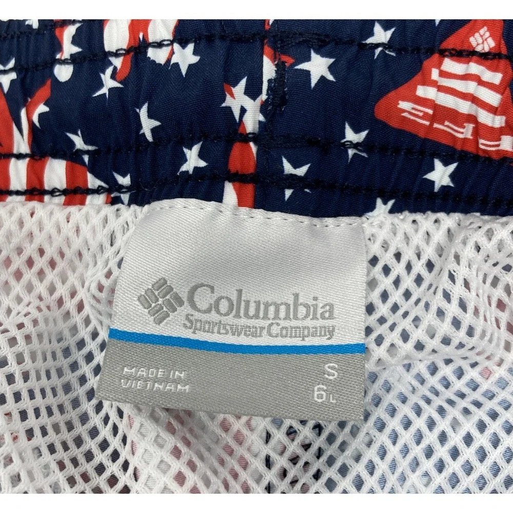 Columbia PFG Super Backcast Water‎ Shorts Patriotic Fish Pattern Men's Small NWT
